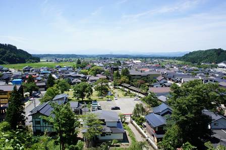 楯山からの金山の眺望（金山町）